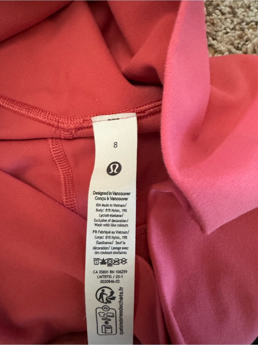 Lululemon Align hi-rise 6” bike shorts, size 8 - Picture 2 of 3